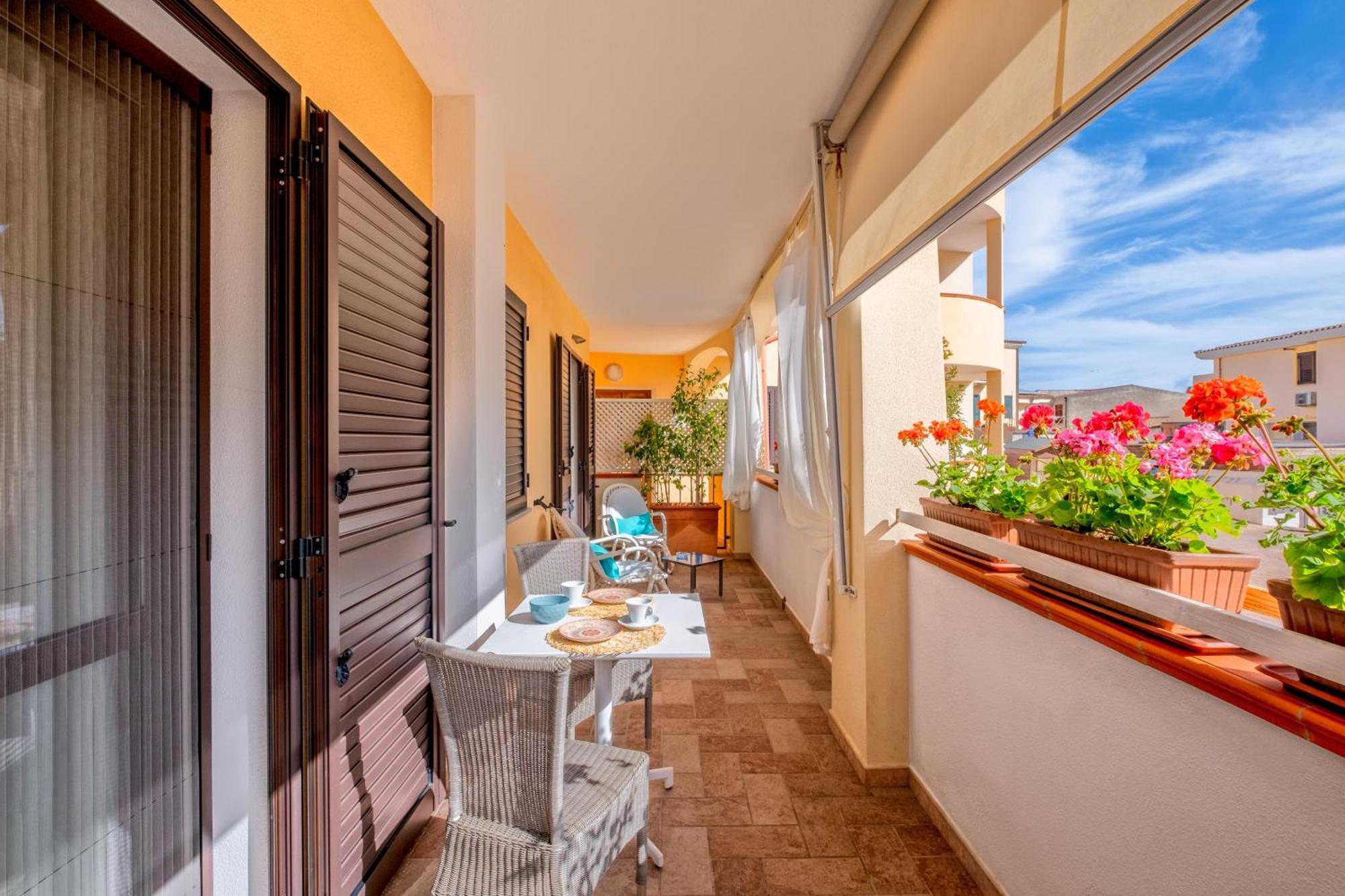 Orosei Home Holidays - I Fiori Luaran gambar